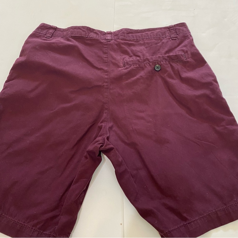 ⭐️Men's Burgundy Shorts - Picture 9 of 9